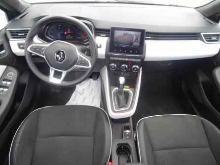 RENAULT Clio Clio E-Tech 140 Intens à vendre à Givors - Image n°6