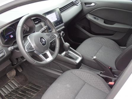 RENAULT Clio Clio E-Tech 140 - 21N Business à vendre à Saint-Etienne - Image n°3