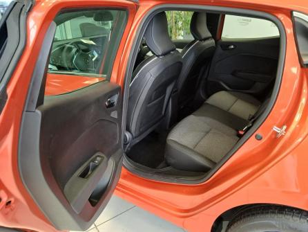 RENAULT Clio Intens TCe 140 -21N à vendre à Chalon-sur-Saône - Image n°10