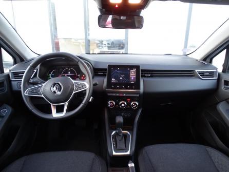 RENAULT Clio Clio E-Tech full hybrid 145 Equilibre à vendre à Saint-Etienne - Image n°9