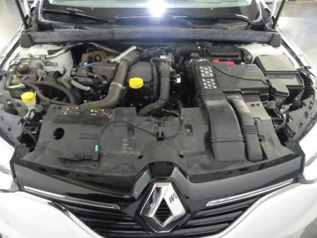 RENAULT Megane Mégane IV Berline dCi 90 Energy Life à vendre à Macon - Image n°24