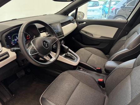 RENAULT Clio Clio E-Tech full hybrid 145 Techno à vendre à Villefranche-sur-Saône - Image n°9