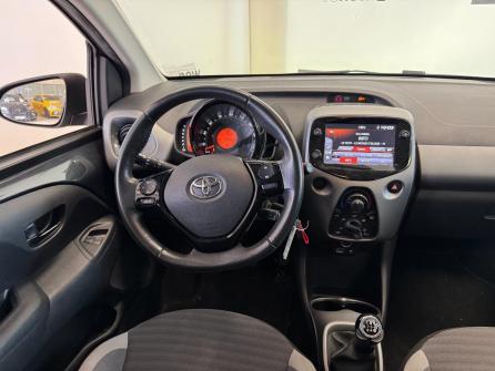 TOYOTA Aygo Aygo 1.0 VVT-i x-play à vendre à Villefranche-sur-Saône - Image n°8