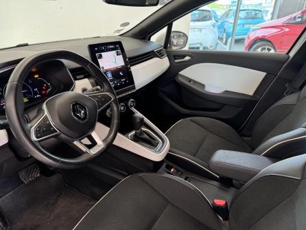 RENAULT Clio Clio E-Tech 140 - 21 Intens à vendre à Villefranche-sur-Saône - Image n°11